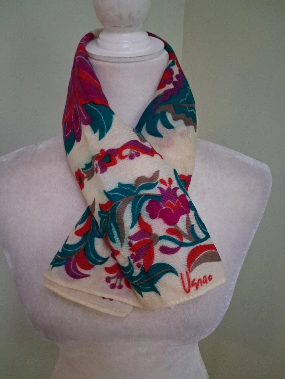 Vera Vintage Wool Floral Square Scarf